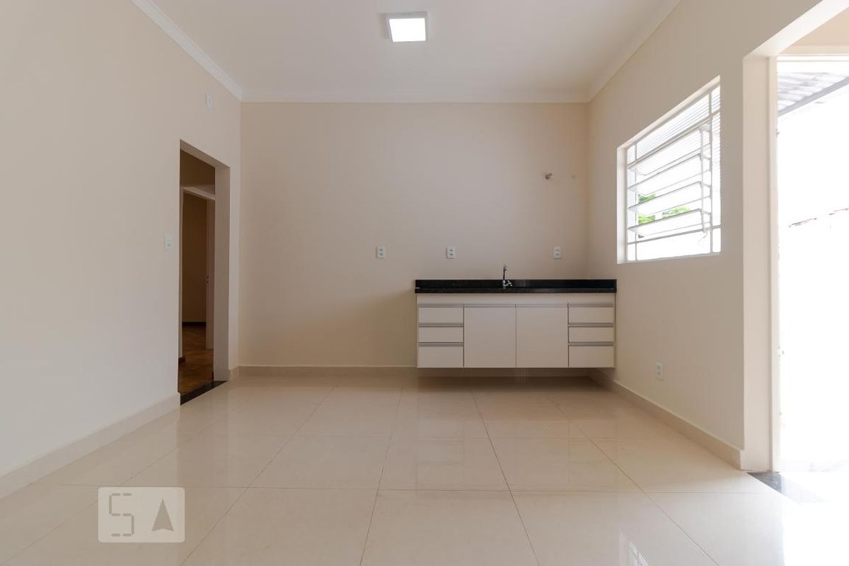 Casa à Venda - Taquaral, 3 Quartos,  200 m2 em , Campinas - sp | SoloBR