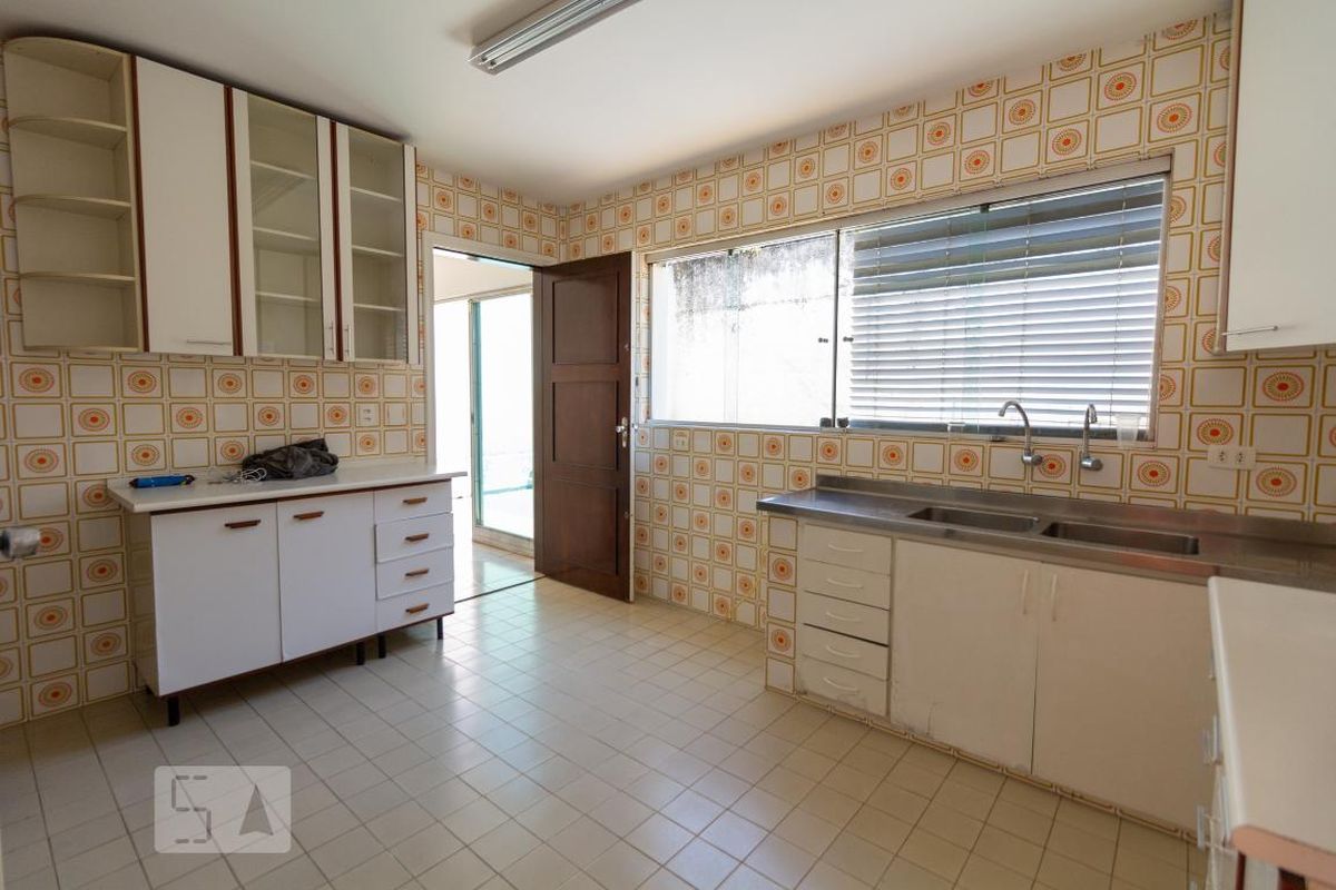 Casa, 3 quartos, 233 m² - Foto 42