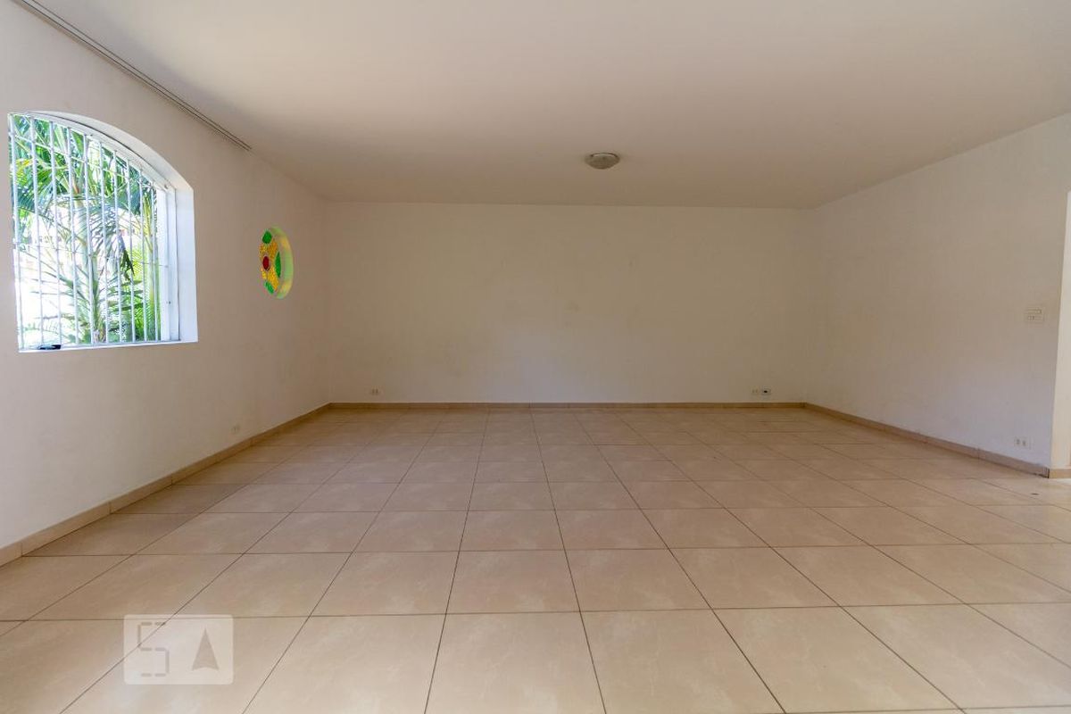 Casa, 3 quartos, 233 m² - Foto 2