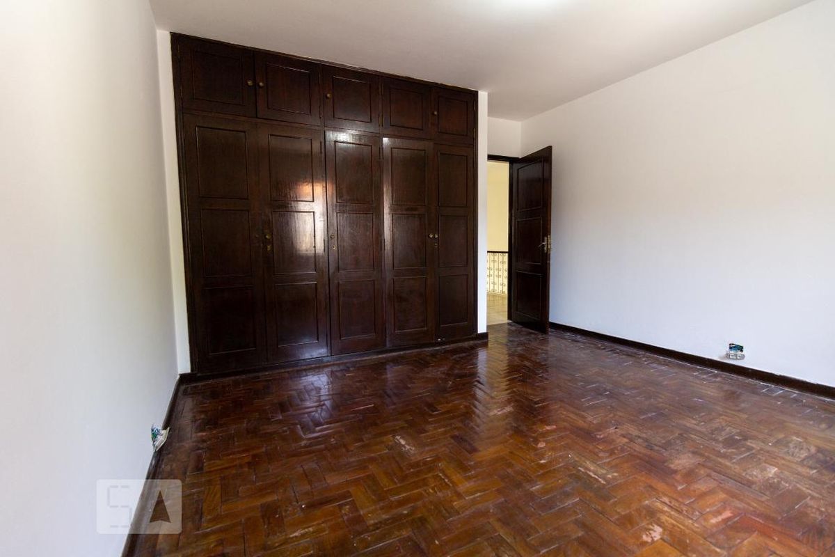 Casa, 3 quartos, 233 m² - Foto 21