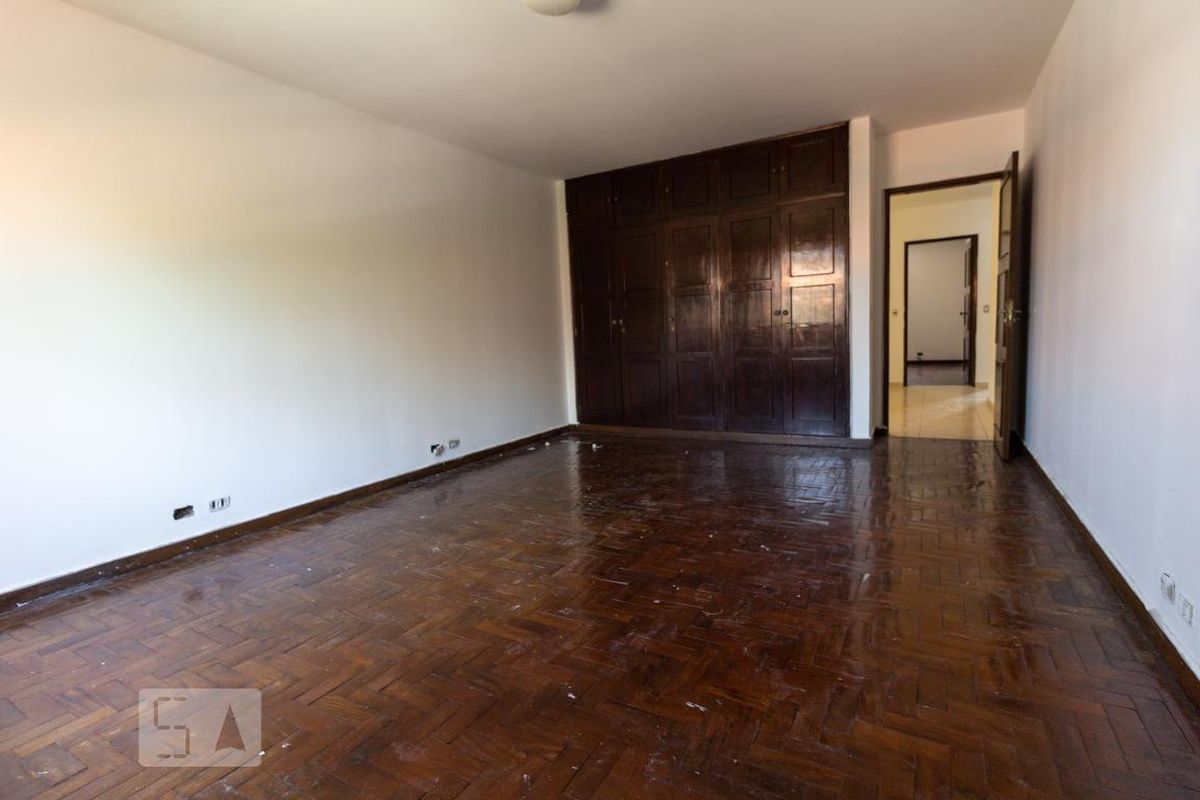 Casa, 3 quartos, 233 m² - Foto 30