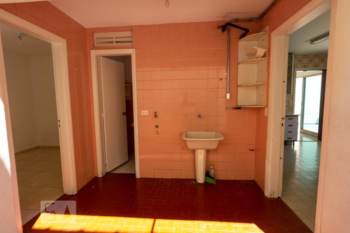 Casa, 3 quartos, 233 m² - Foto 45