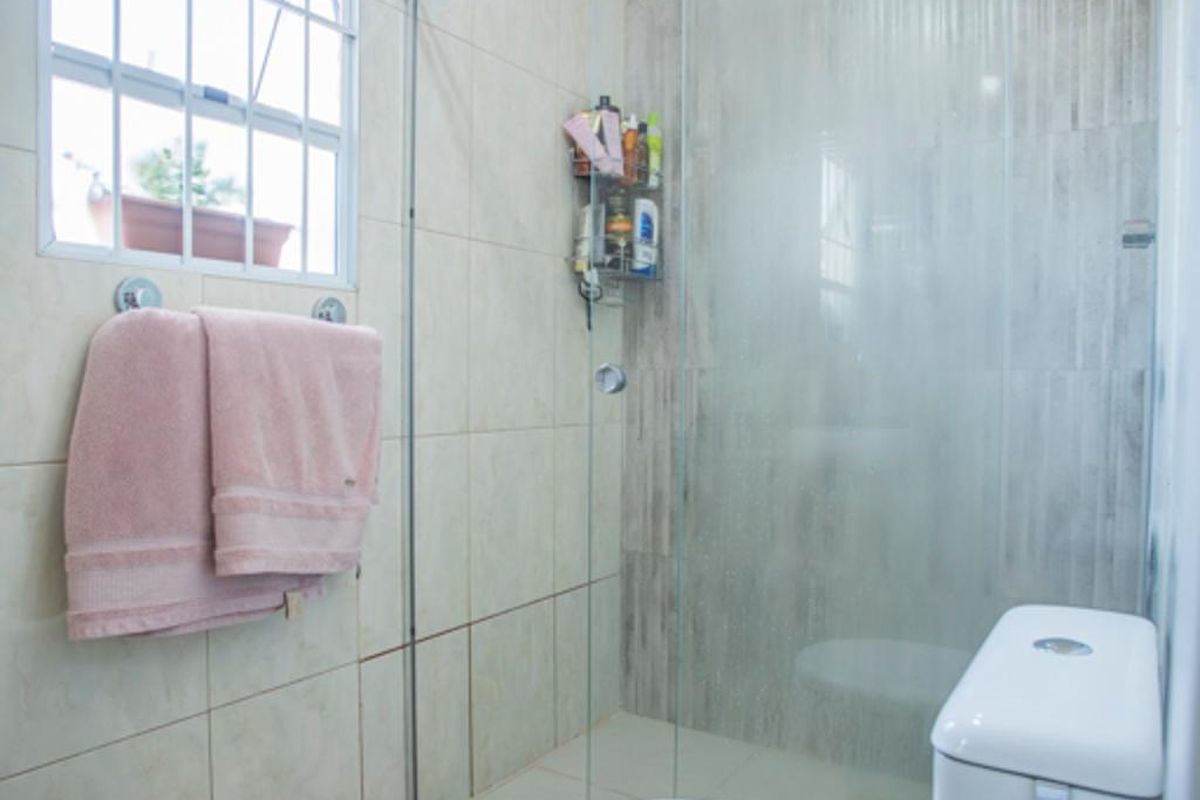 Casa, 3 quartos, 240 m² - Foto 64