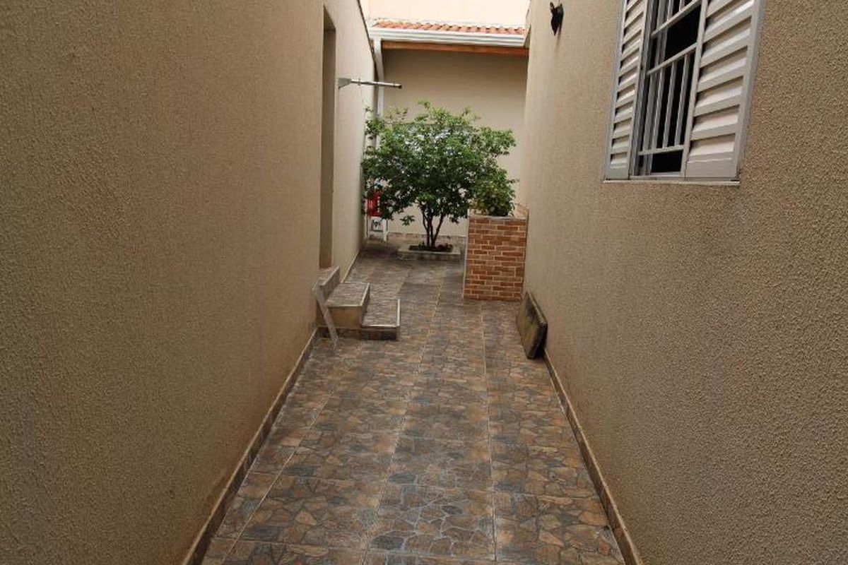 Casa à Venda - Guanabara, 4 Quartos,  650 m2 em , Campinas - sp | SoloBR