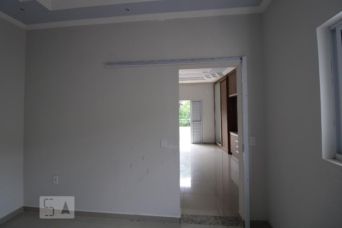 Casa à Venda - Guanabara, 4 Quartos,  650 m2 em , Campinas - sp | SoloBR