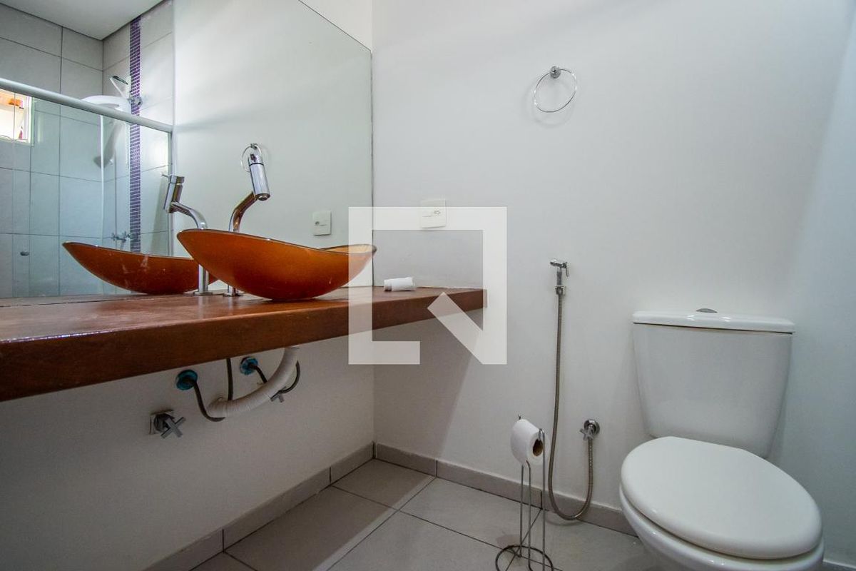 Casa à Venda - Taquaral, 3 Quartos,  312 m2 em , Campinas - sp | SoloBR