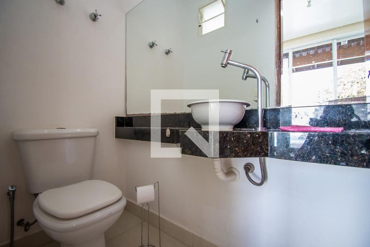 Casa à Venda - Taquaral, 3 Quartos,  312 m2 em , Campinas - sp | SoloBR