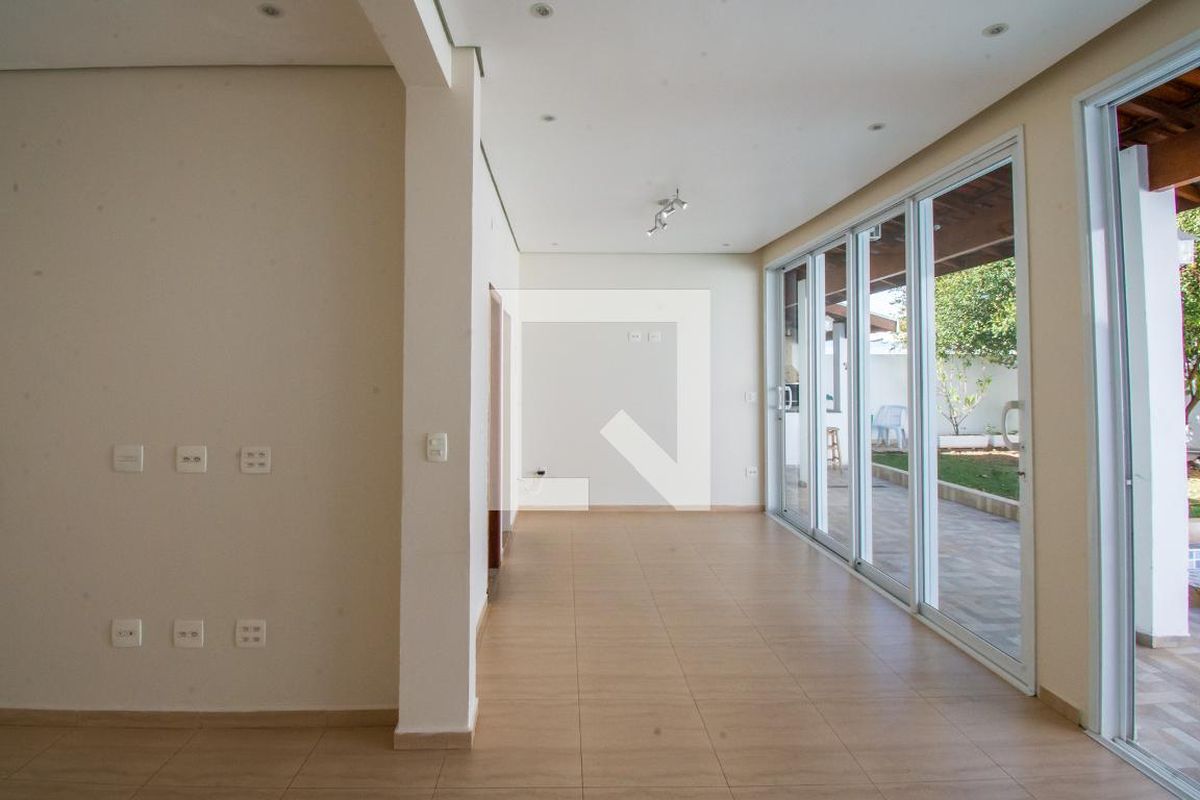 Casa à Venda - Taquaral, 3 Quartos,  312 m2 em , Campinas - sp | SoloBR