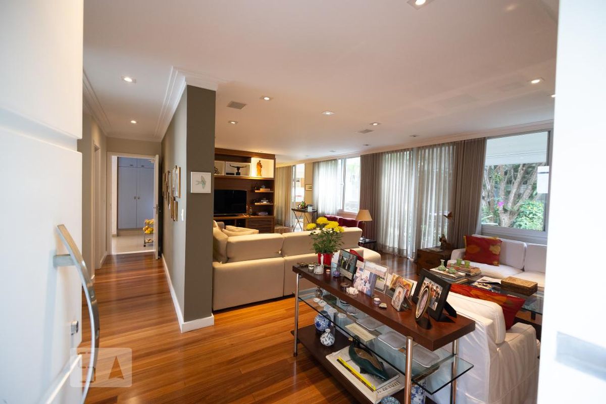 Casa, 3 quartos, 350 m² - Foto 1