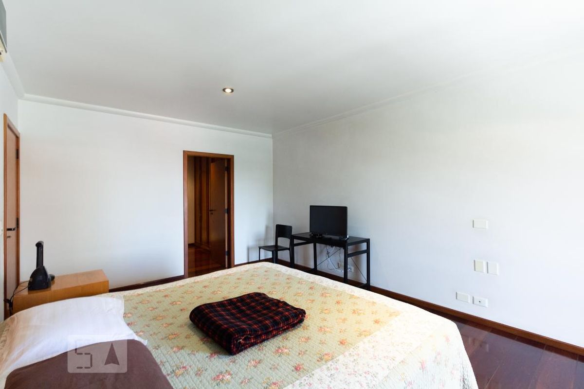 Casa, 4 quartos, 600 m² - Foto 16