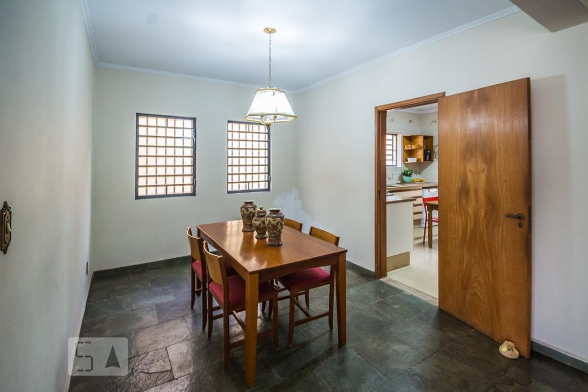 Casa à Venda - Jardim Chapadão, 4 Quartos,  332 m2 em , Campinas - sp | SoloBR