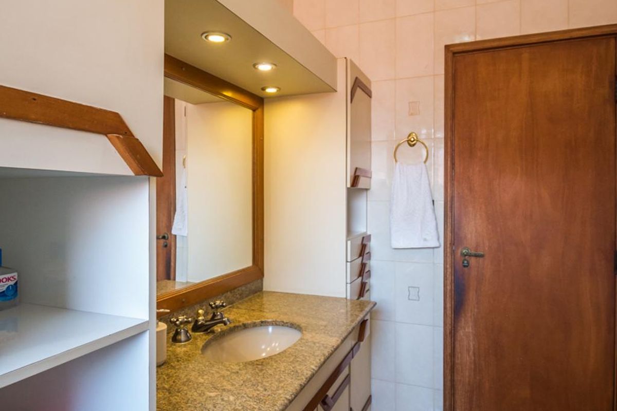 Casa à Venda - Jardim Chapadão, 4 Quartos,  332 m2 em , Campinas - sp | SoloBR