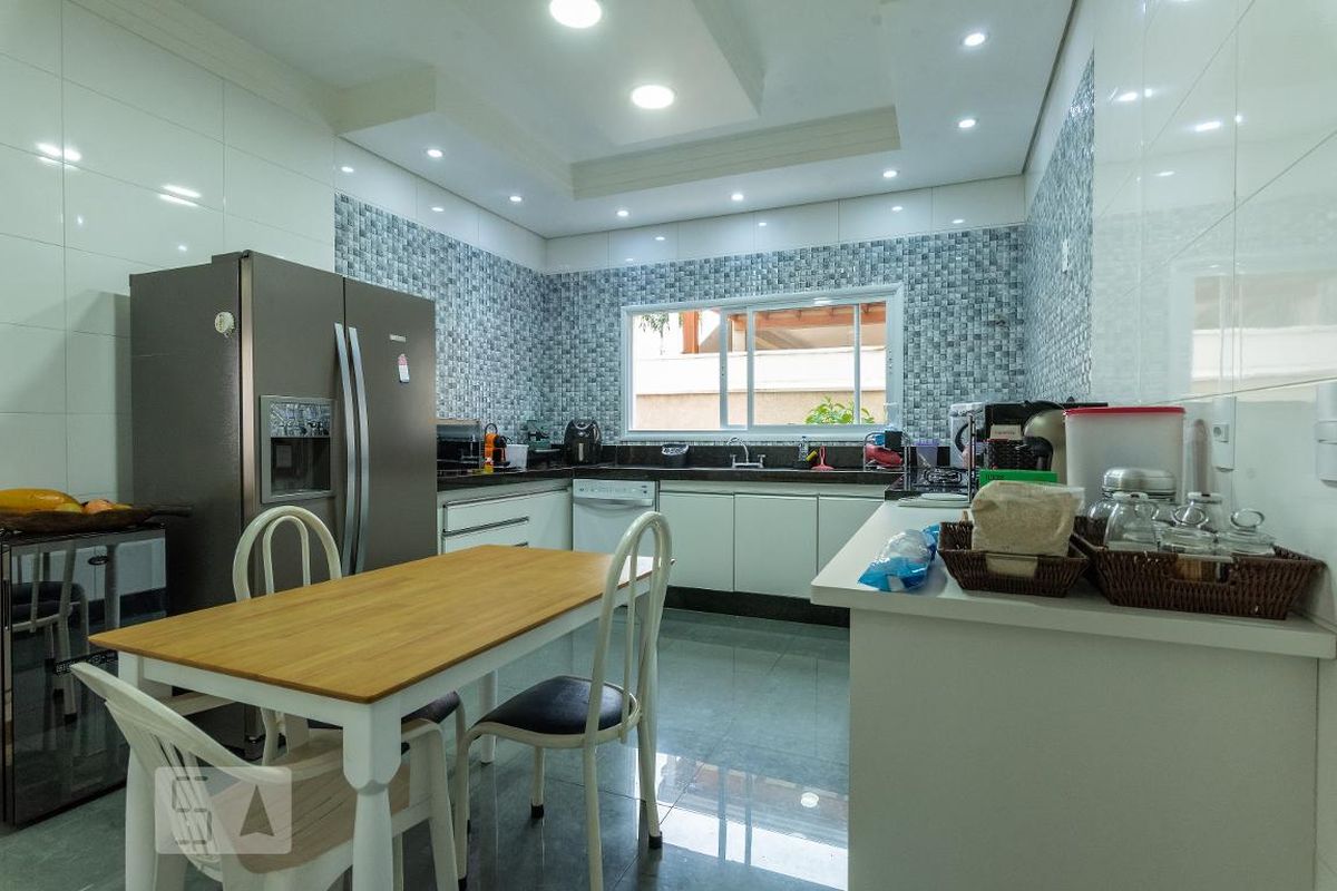 Casa à Venda - Swiss Park, 4 Quartos,  320 m2 em , Campinas - sp | SoloBR