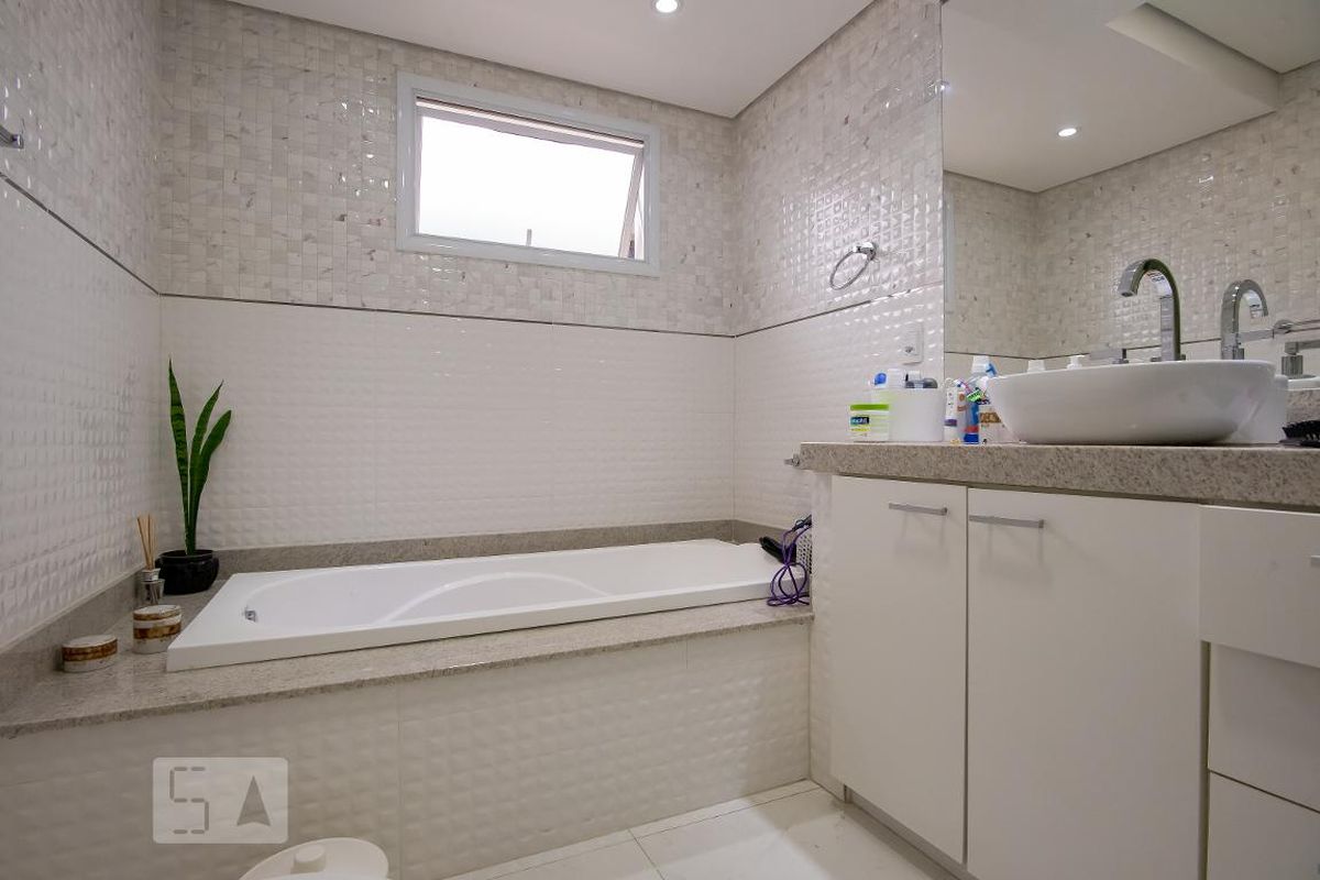 Casa à Venda - Swiss Park, 4 Quartos,  320 m2 em , Campinas - sp | SoloBR