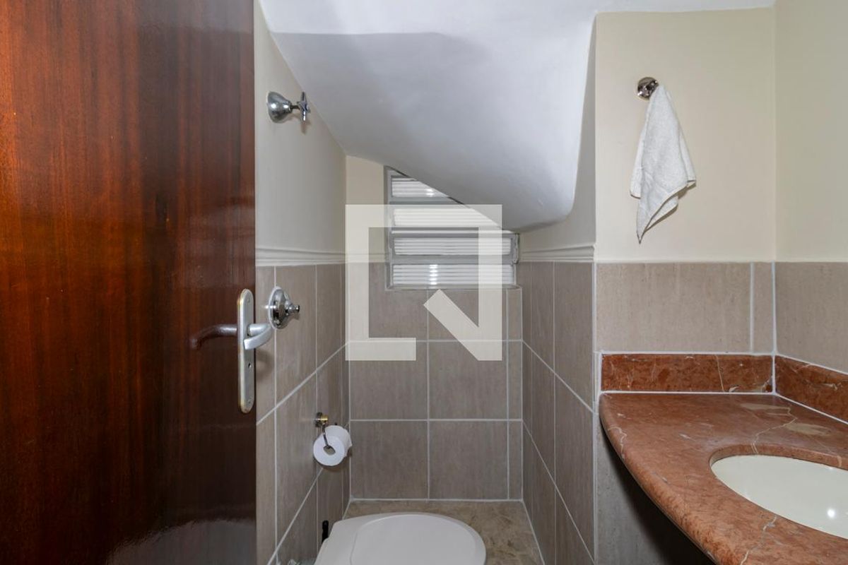 Casa, 4 quartos, 250 m² - Foto 41