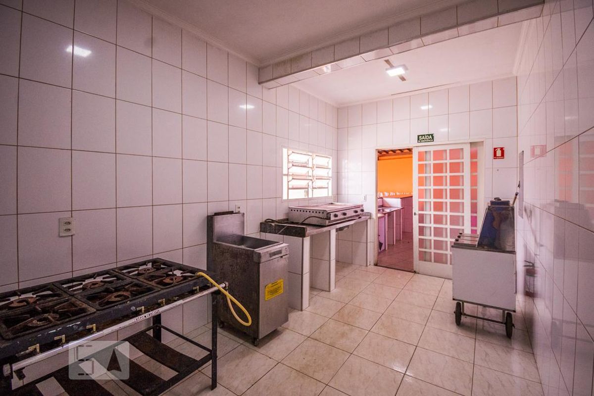 Casa à Venda - Vila Brandina, 1 Quarto,  688 m2 em , Campinas - sp | SoloBR