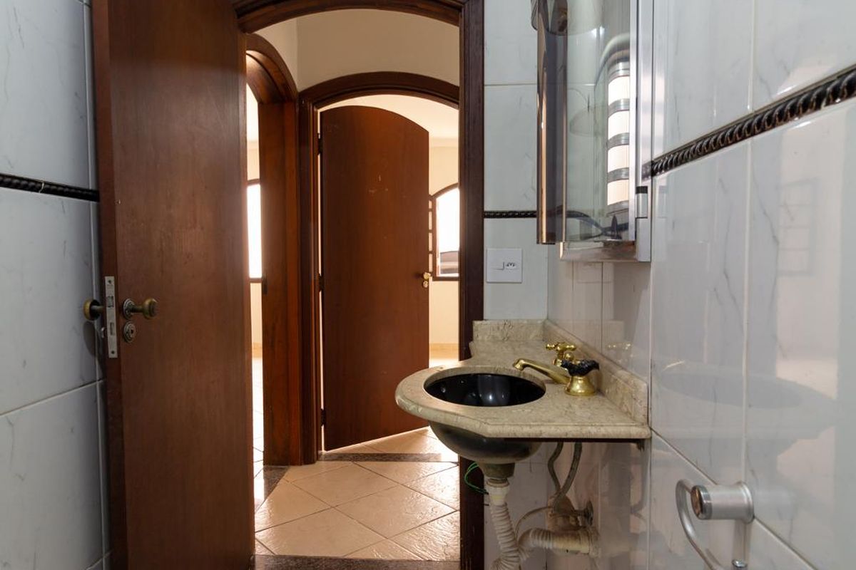 Casa, 5 quartos, 330 m² - Foto 23