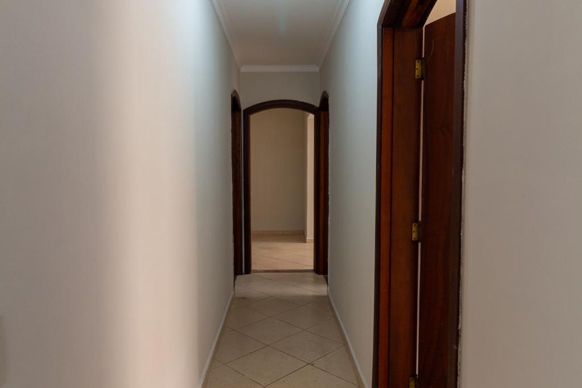 Casa, 5 quartos, 330 m² - Foto 11