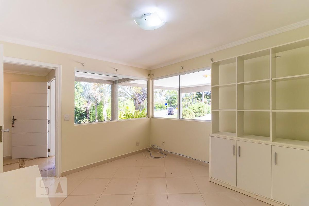 Casa à Venda - Lot. Alphaville Campinas, 4 Quartos,  425 m2 em , Campinas - sp | SoloBR