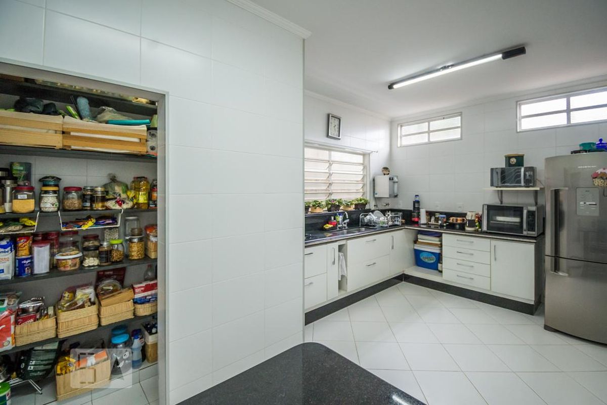 Casa à Venda - Mansões Santo Antônio, 4 Quartos,  480 m2 em , Campinas - sp | SoloBR