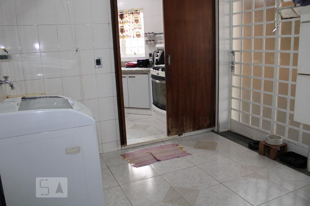 Casa à Venda - Vila Brandina, 3 Quartos,  380 m2 em , Campinas - sp | SoloBR