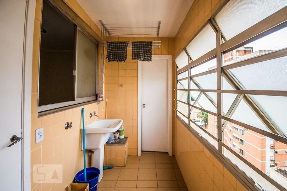 Apartamento à Venda - Centro, 4 Quartos,  132 m2 em , Campinas - sp | SoloBR