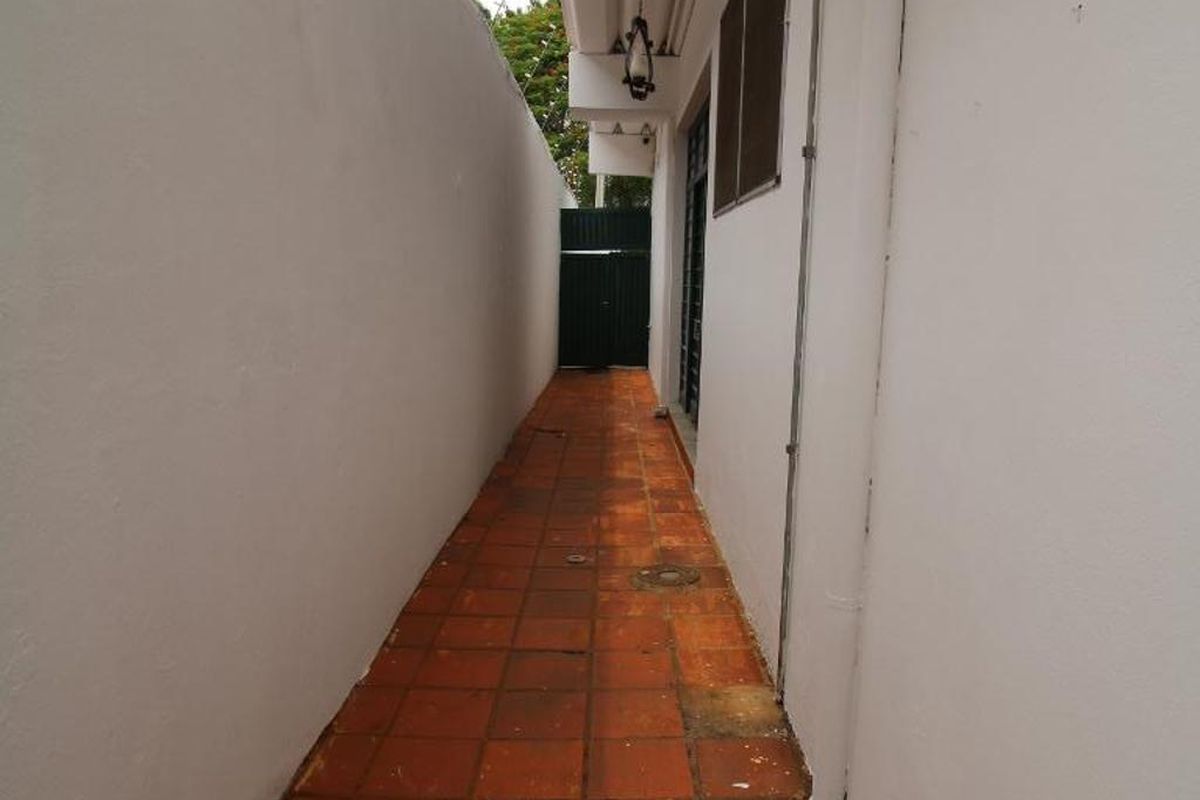 Casa à Venda - Nova Campinas, 4 Quartos,  280 m2 em , Campinas - sp | SoloBR