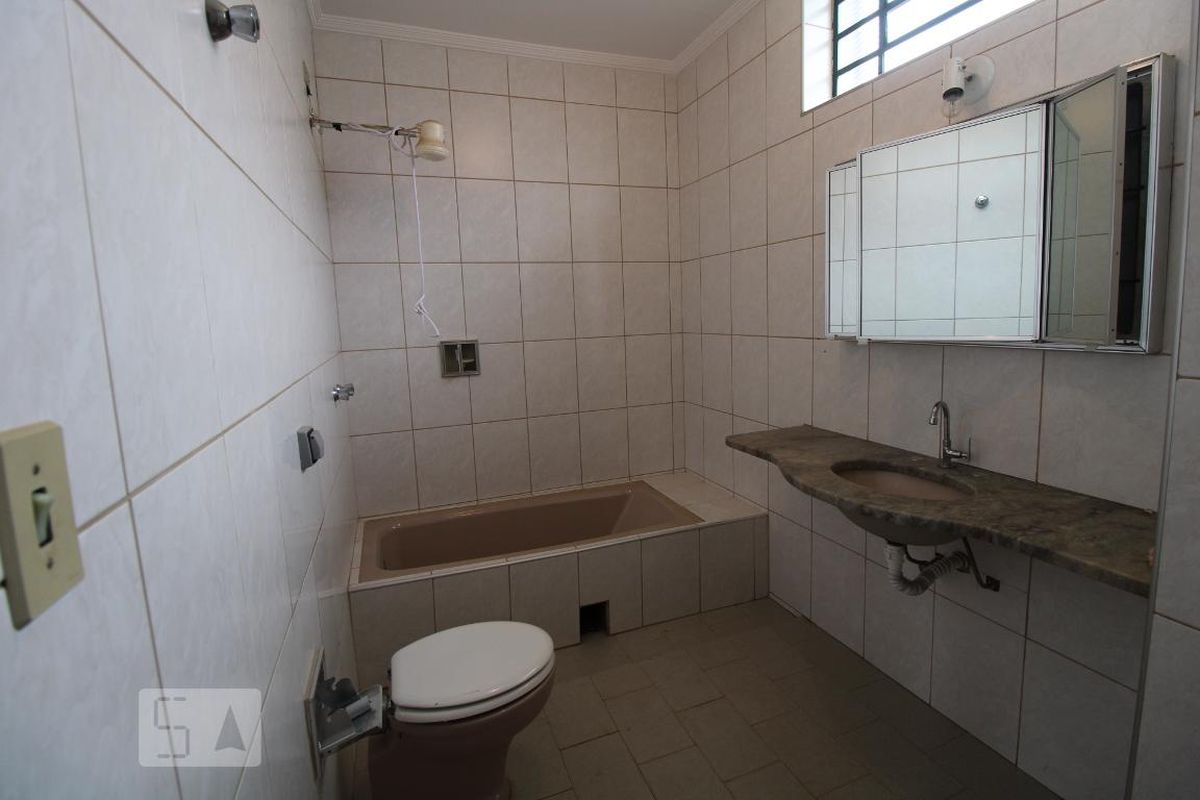 Casa à Venda - Nova Campinas, 4 Quartos,  280 m2 em , Campinas - sp | SoloBR
