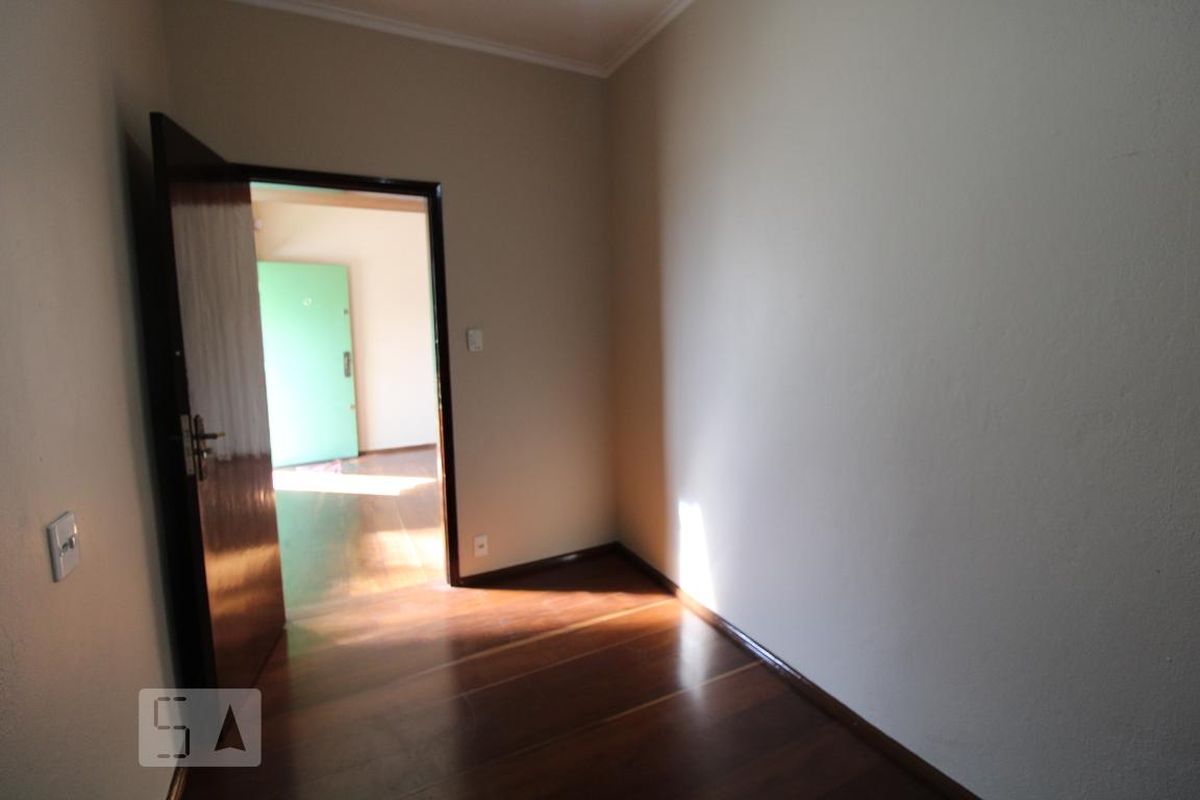 Casa à Venda - Centro, 4 Quartos,  181 m2 em , Campinas - sp | SoloBR