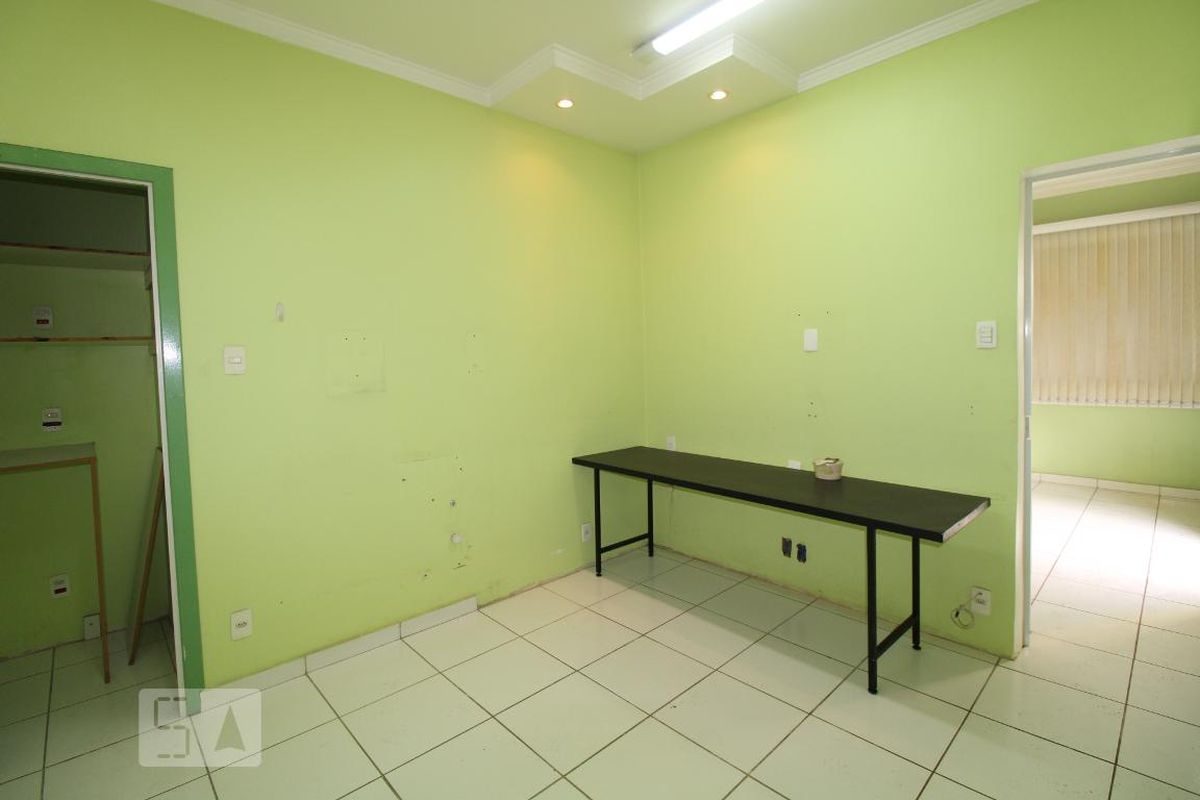 Casa à Venda - Centro, 4 Quartos,  181 m2 em , Campinas - sp | SoloBR