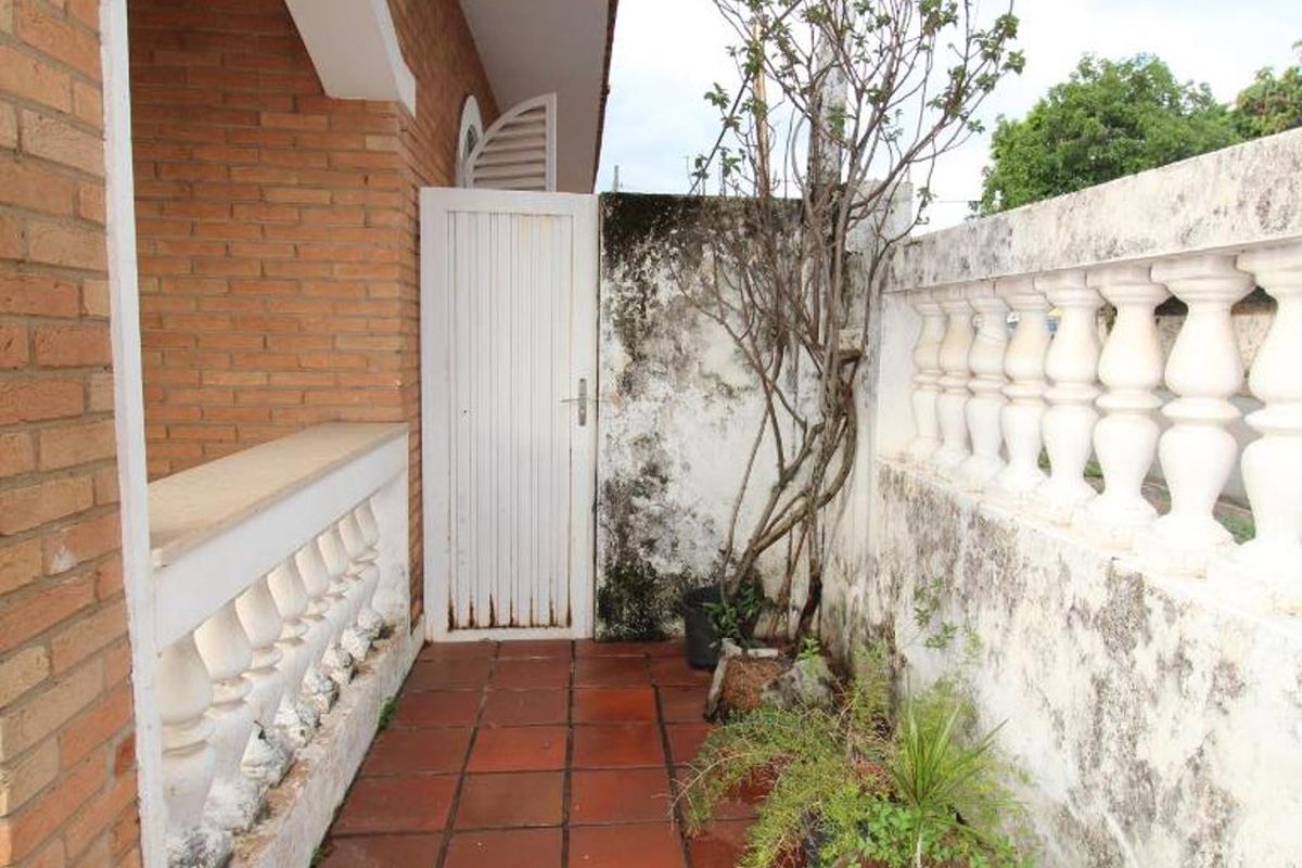 Casa à Venda - Jardim Chapadão, 5 Quartos,  250 m2 em , Campinas - sp | SoloBR