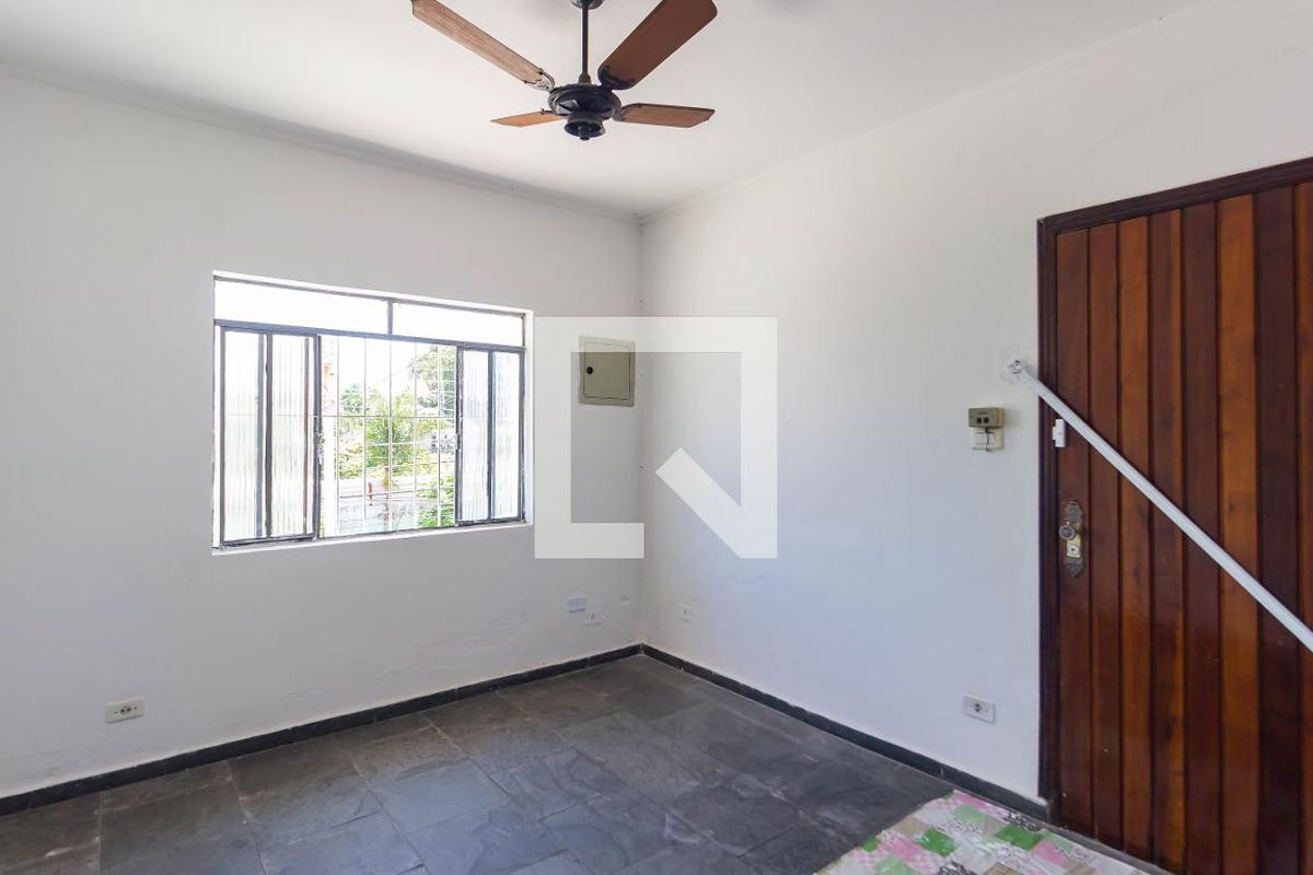 Casa, 2 quartos, 350 m² - Foto 9