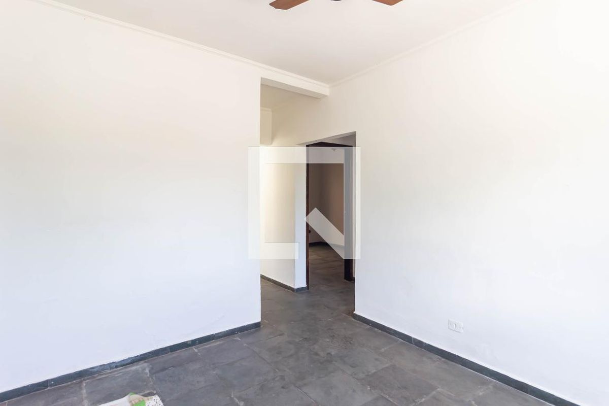 Casa, 2 quartos, 350 m² - Foto 2