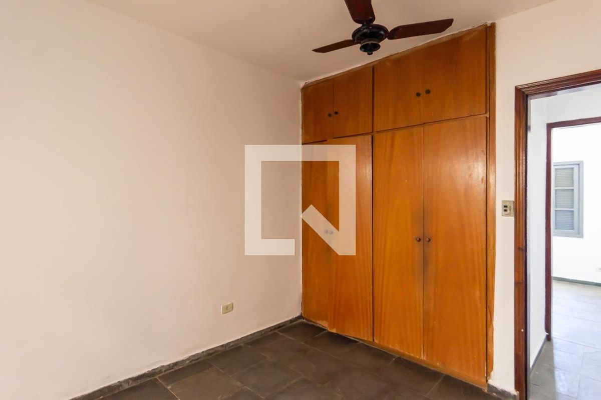 Casa, 2 quartos, 350 m² - Foto 25