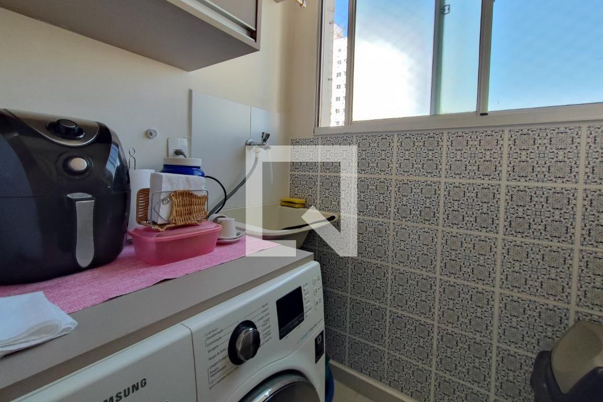 Apartamento à Venda - Parque Prado, 2 Quartos,  49 m2 em , Campinas - sp | SoloBR