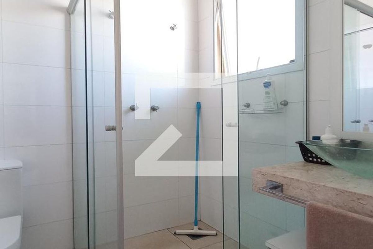 Casa à Venda - Swiss Park, 4 Quartos,  210 m2 em , Campinas - sp | SoloBR