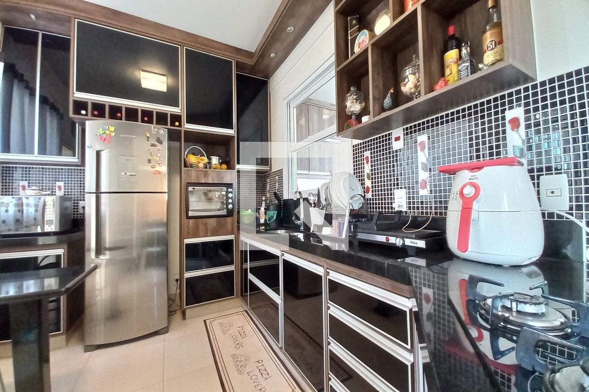 Casa à Venda - Swiss Park, 4 Quartos,  210 m2 em , Campinas - sp | SoloBR