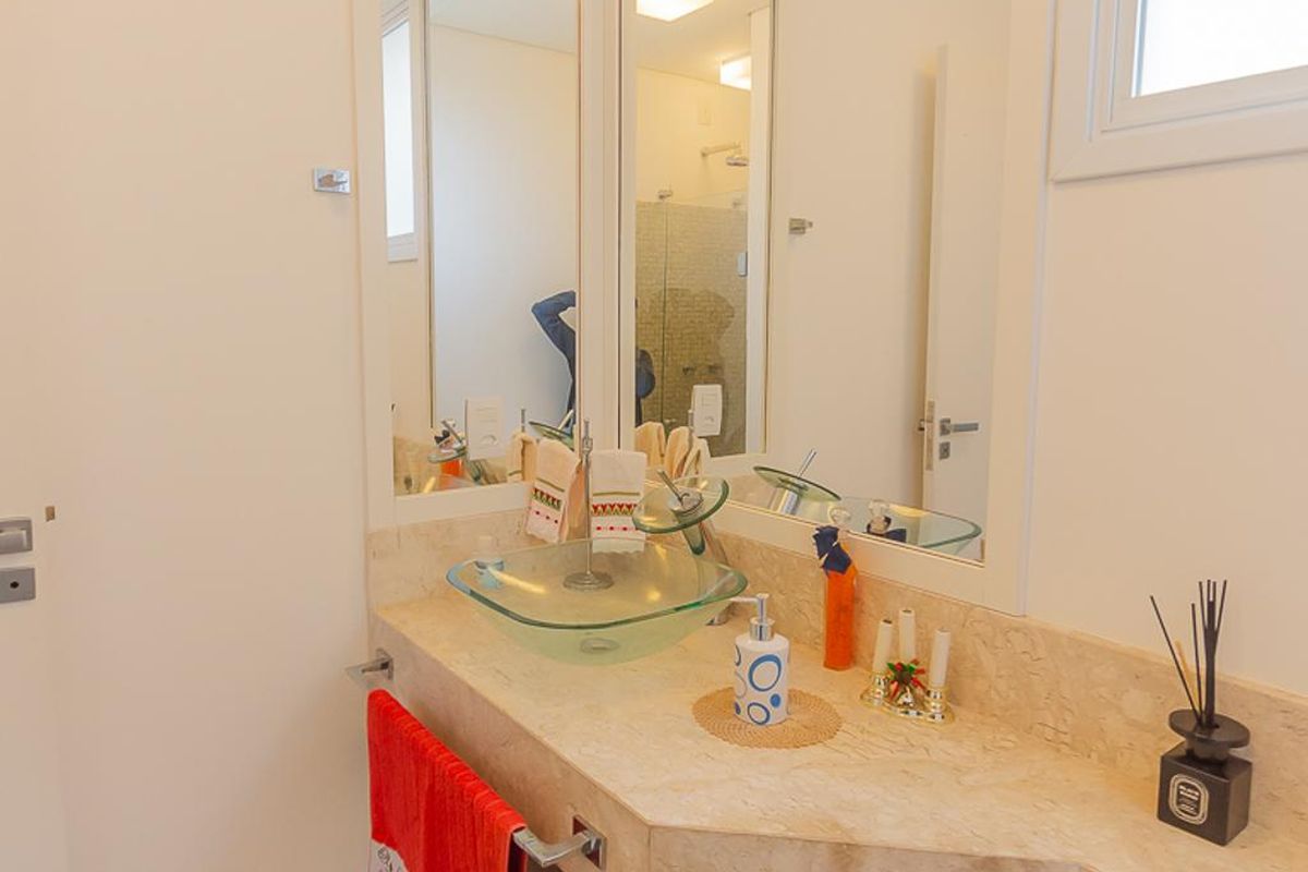 Casa à Venda - Swiss Park, 4 Quartos,  210 m2 em , Campinas - sp | SoloBR