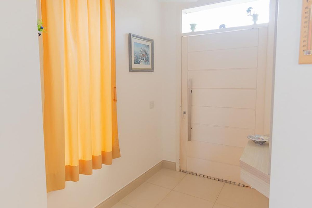 Casa à Venda - Swiss Park, 4 Quartos,  210 m2 em , Campinas - sp | SoloBR