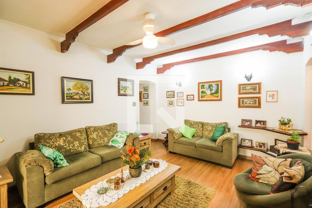 Casa, 2 quartos, 142 m² - Foto 1