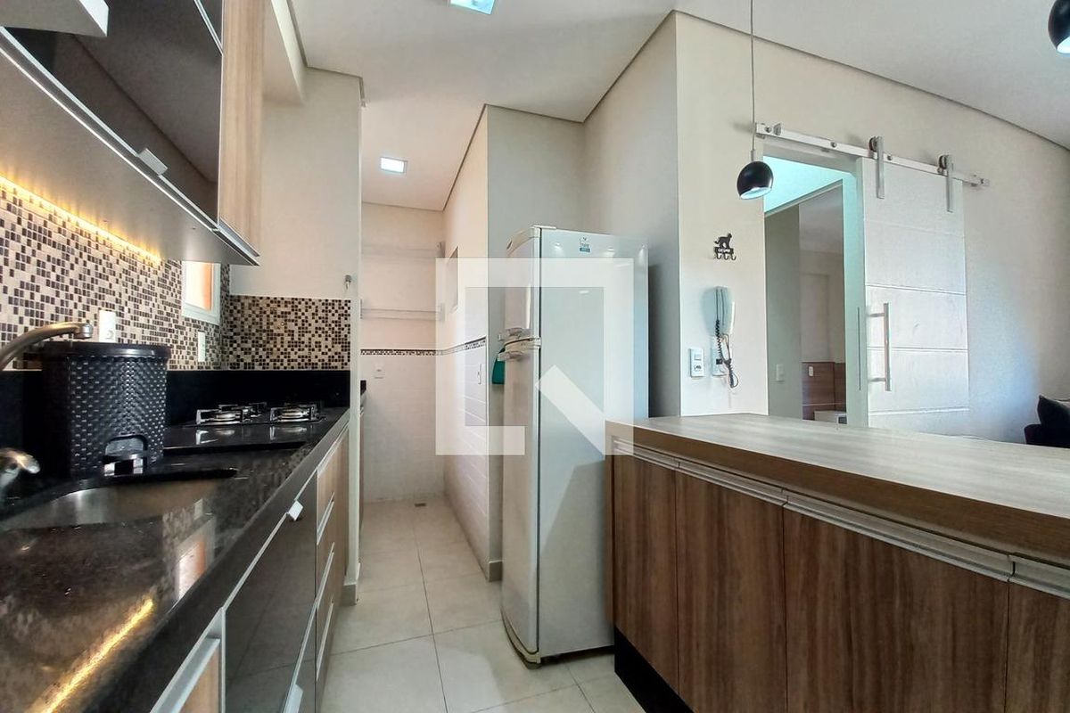 Apartamento à Venda - Centro, 1 Quarto,  49 m2 em , Campinas - sp | SoloBR