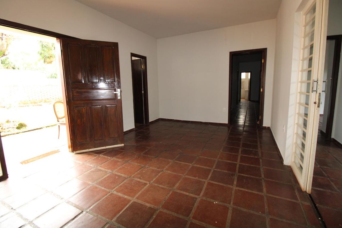 Casa à Venda - Barão Geraldo - Centro, 5 Quartos,  287 m2 em , Campinas - sp | SoloBR