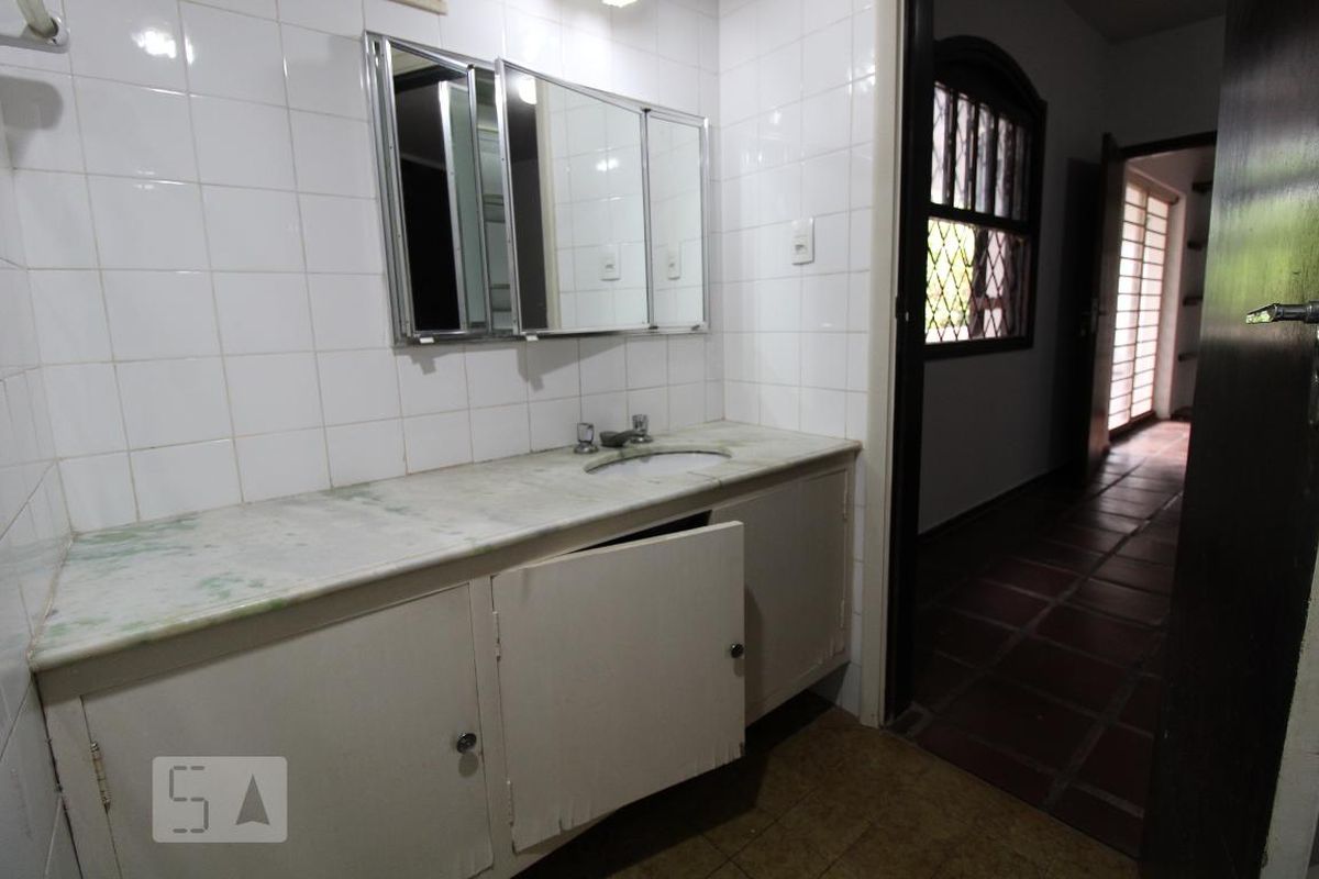 Casa à Venda - Barão Geraldo - Centro, 5 Quartos,  287 m2 em , Campinas - sp | SoloBR