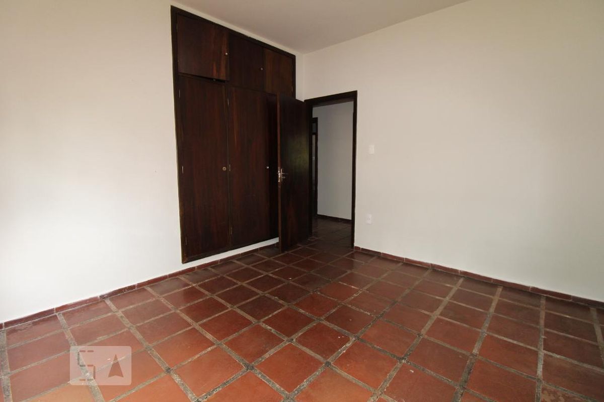 Casa à Venda - Barão Geraldo - Centro, 5 Quartos,  287 m2 em , Campinas - sp | SoloBR