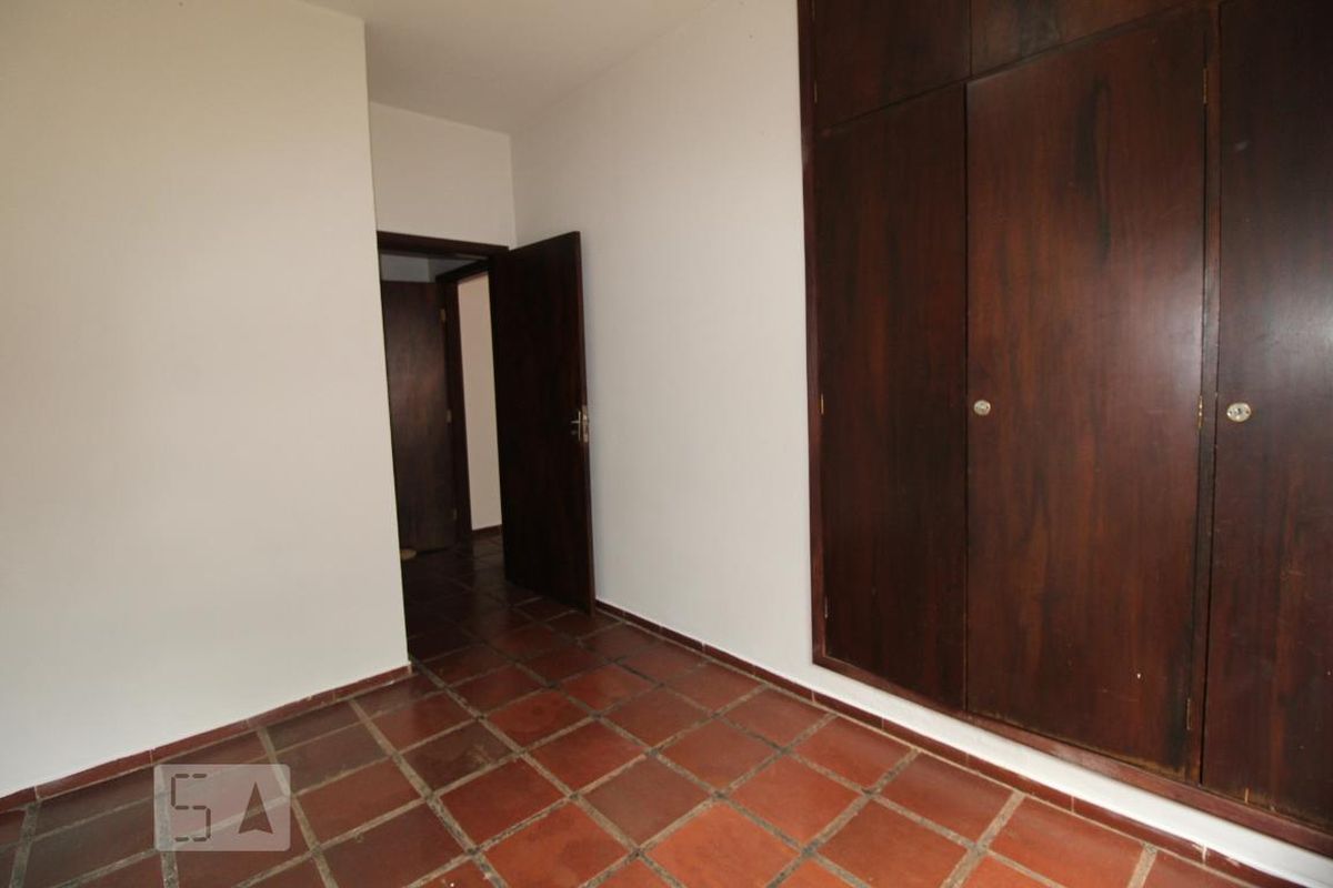 Casa à Venda - Barão Geraldo - Centro, 5 Quartos,  287 m2 em , Campinas - sp | SoloBR