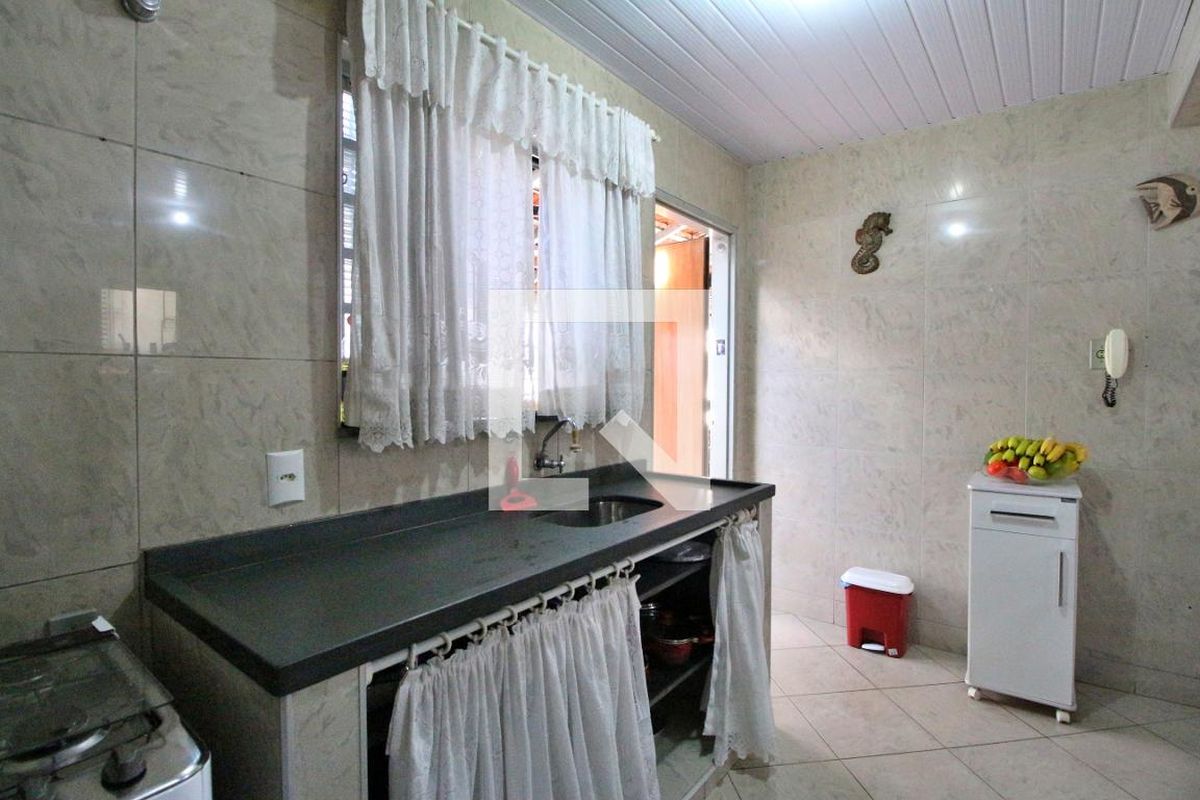 Casa à Venda - Jardim do Lago, 3 Quartos,  180 m2 em , Campinas - sp | SoloBR