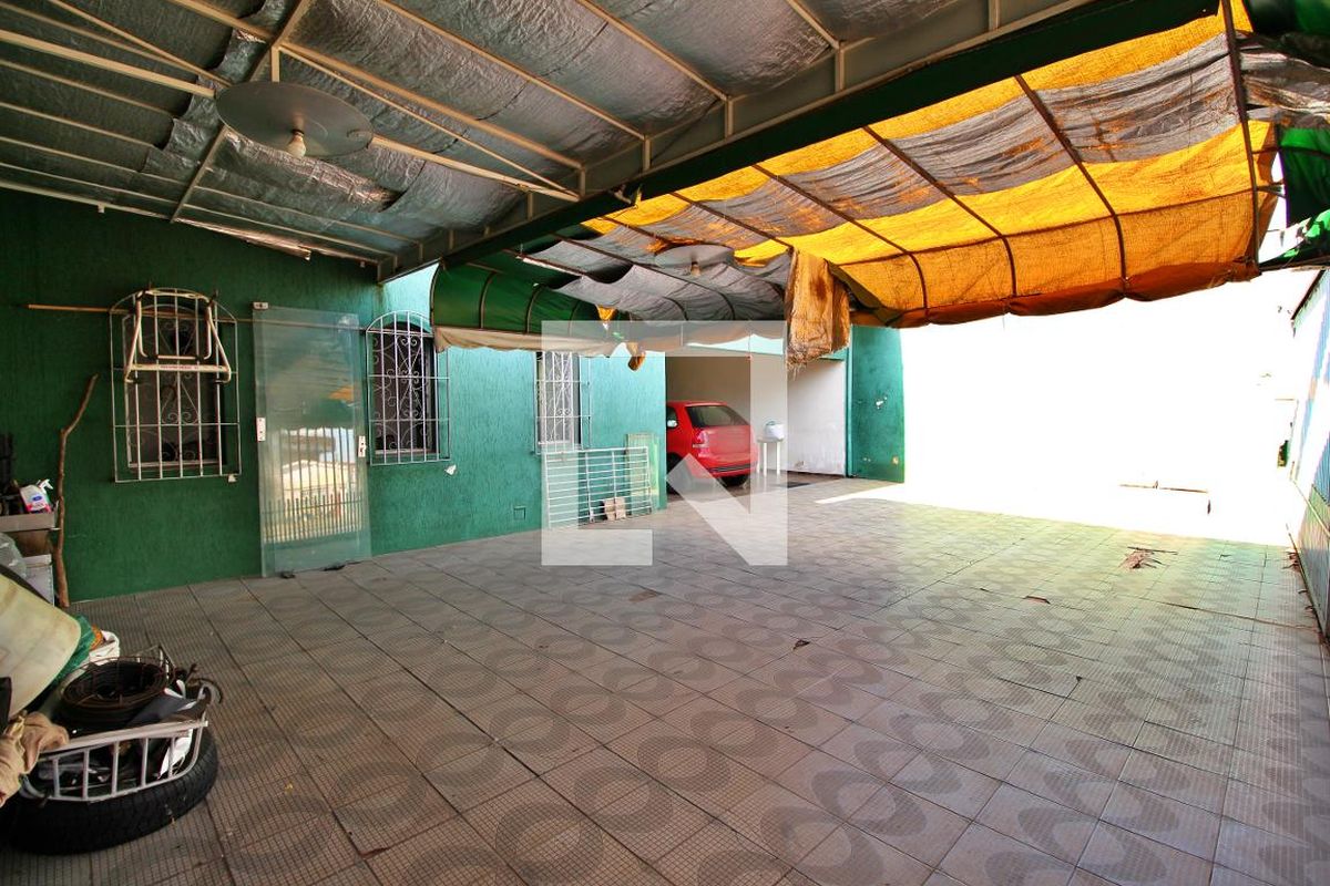 Casa à Venda - Jardim do Lago, 3 Quartos,  180 m2 em , Campinas - sp | SoloBR