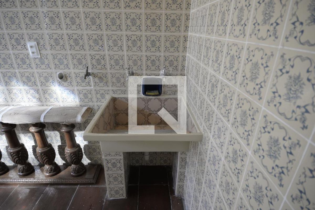 Casa, 4 quartos, 230 m² - Foto 60
