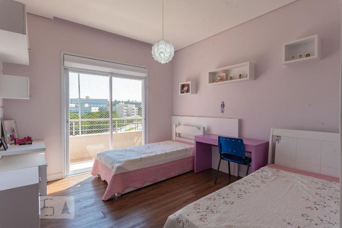 Casa à Venda - Swiss Park, 5 Quartos,  400 m2 em , Campinas - sp | SoloBR