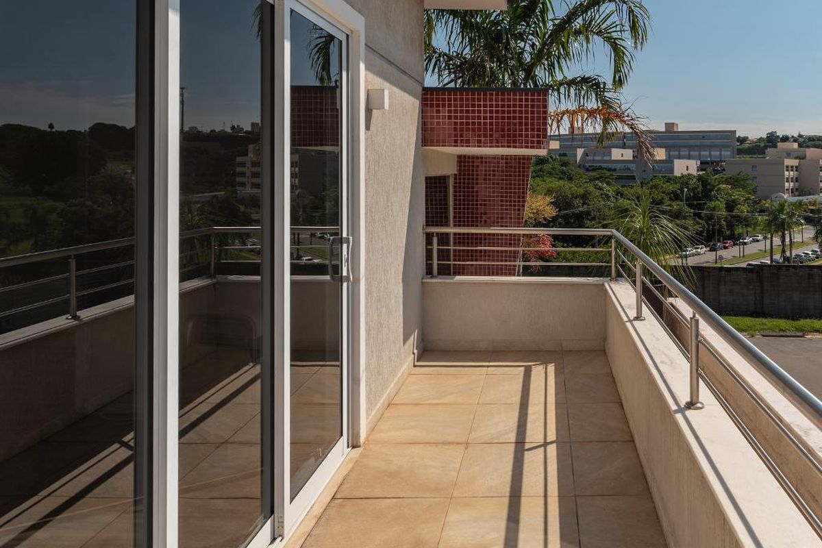 Casa à Venda - Swiss Park, 5 Quartos,  400 m2 em , Campinas - sp | SoloBR
